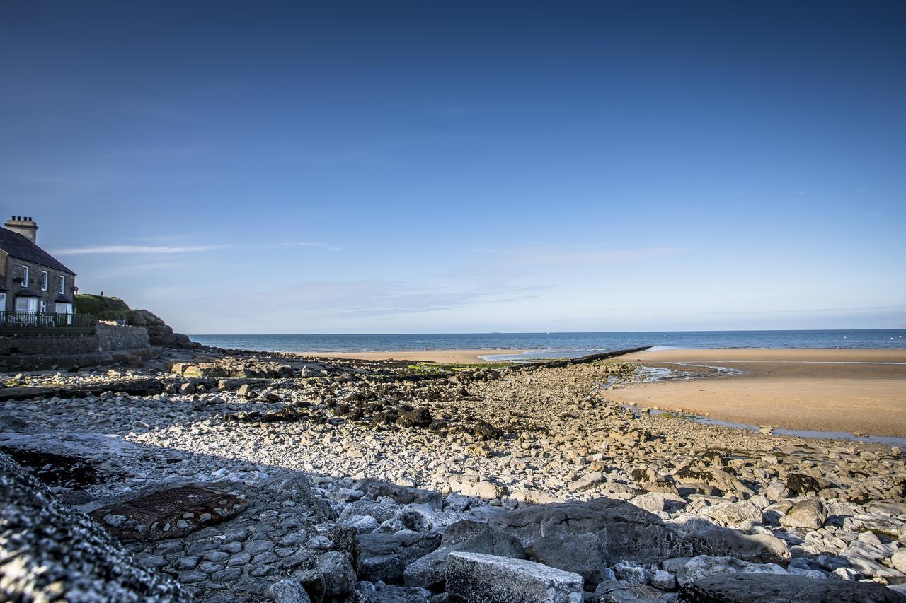 Waters Edge Holiday Apartments Benllech Buitenkant foto