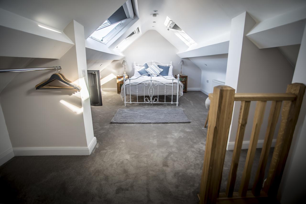 Waters Edge Holiday Apartments Benllech Buitenkant foto